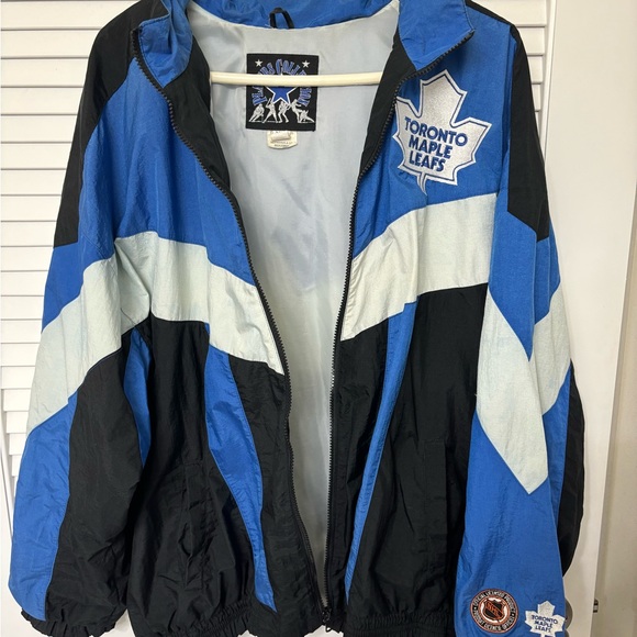 Vintage licensed NHL Toronto Maple Leafs jacket - Picture 3 of 3